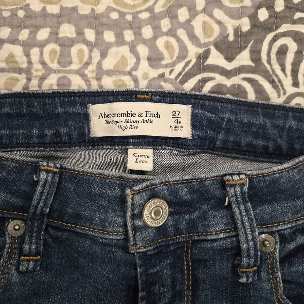 Abercrombie & Fitch High Rise Blue Jeans